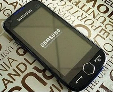 Смартфон Samsung M8000 ...