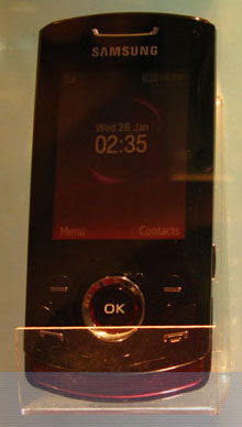 Слайдер среднего ценового диапазона Samsung S5200 ...