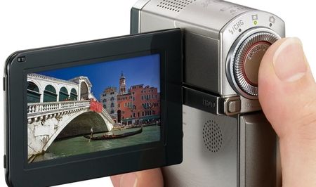 Sony TG5V – меньше, легче и с GPS ...